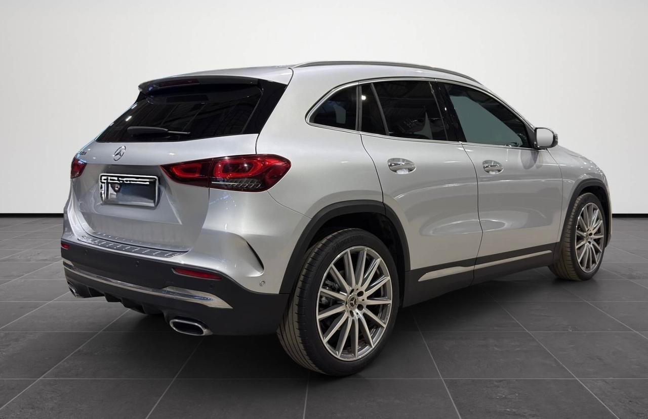 Mercedes-benz GLA 180 d Automatic Premium(tetto panoramico)