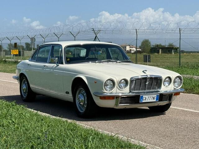Jaguar XJ12 5.3 ASI iniection