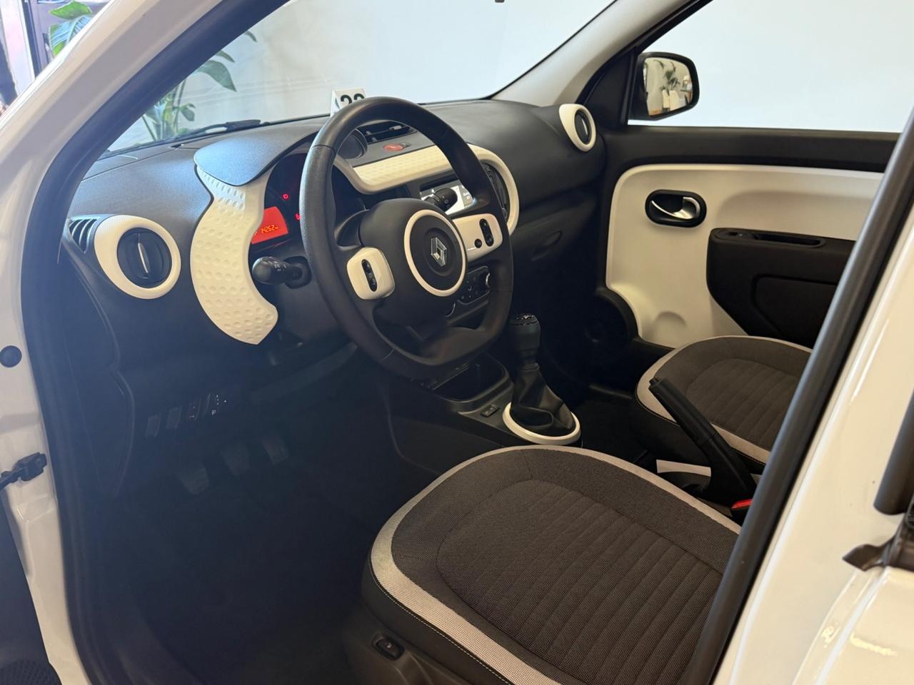Renault Twingo SCe 65 CV Urban Night