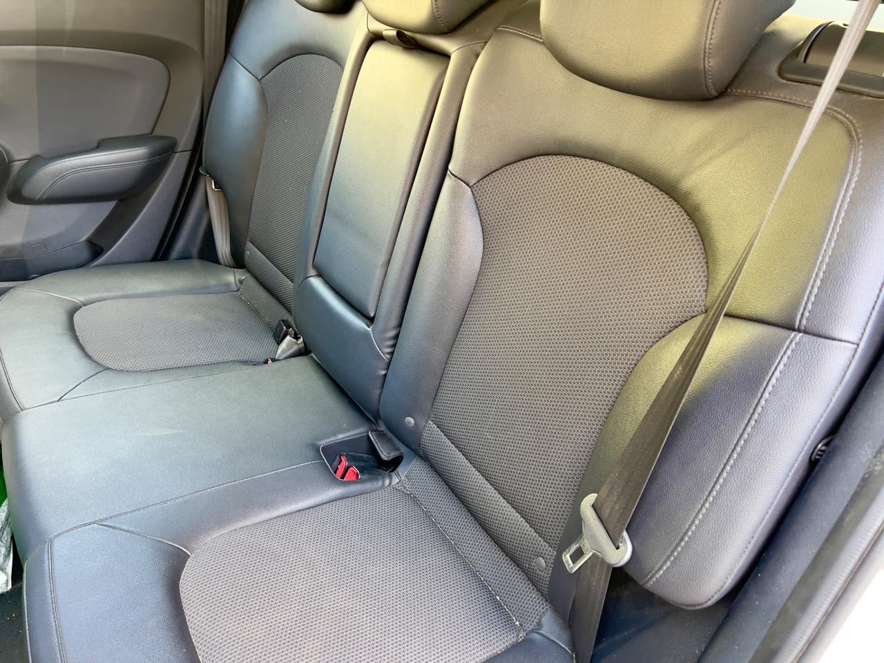 Hyundai iX35 1.7 CRDi 2WD Xpossible