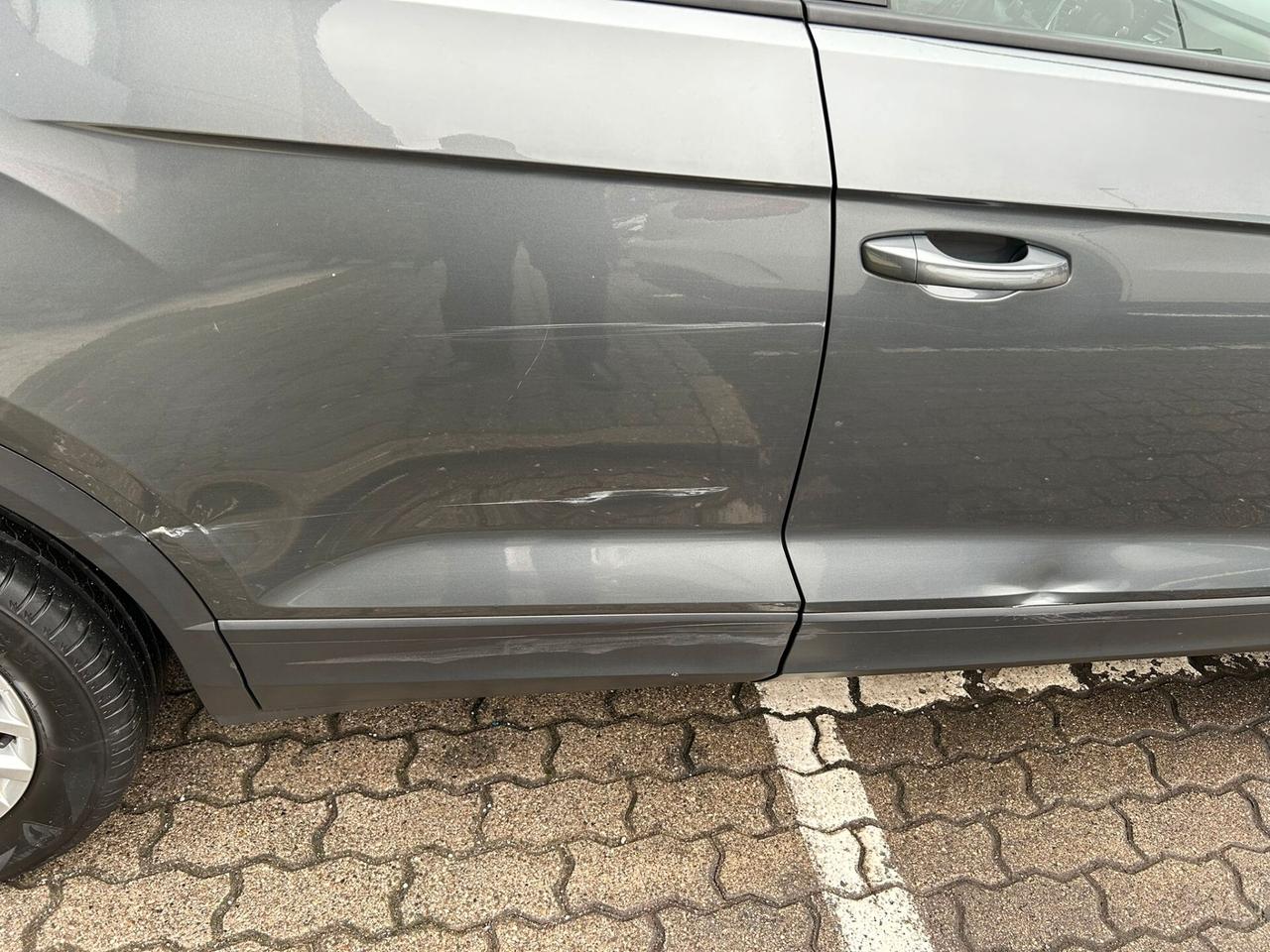 Volkswagen T-Roc 1.6 tdi GRANDINATA