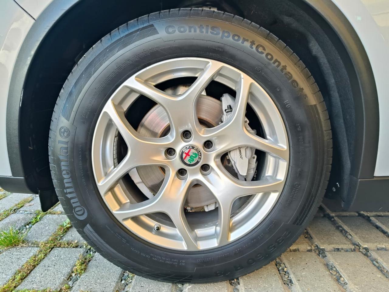 Alfa Romeo Stelvio 2.2 Turbodiesel 160 CV AT8 RWD Business