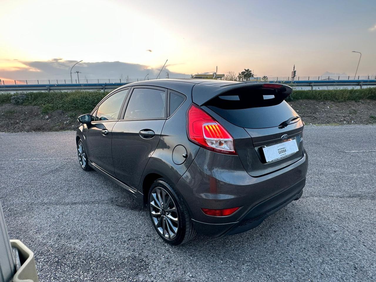 Ford Fiesta 1.5 TDCi 75CV 5 porte ST-Line