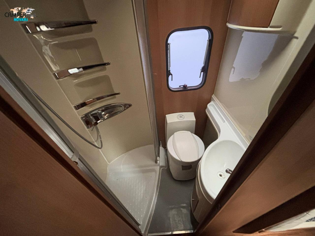 PLA PLASY 65 by GIOTTI LINE- mansardato con letti a castello in coda e garage a volume variabile