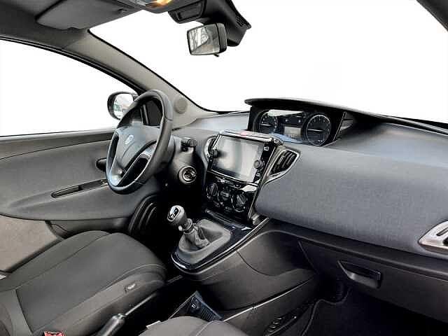 Lancia Ypsilon Ypsilon 1.0 firefly hybrid Gold s&s 70cv