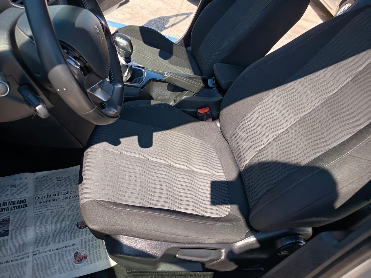 Peugeot 308 BlueHDi 100 S&S Active