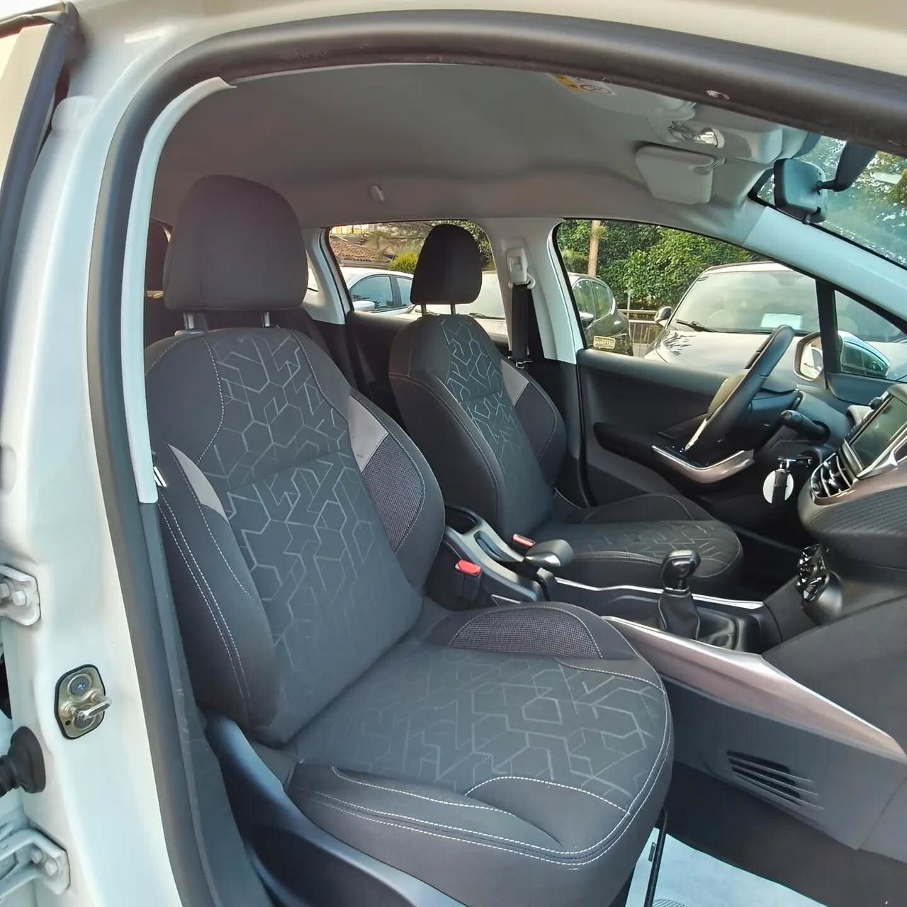 Peugeot 2008 1.6 e-HDi 92 CV 2014