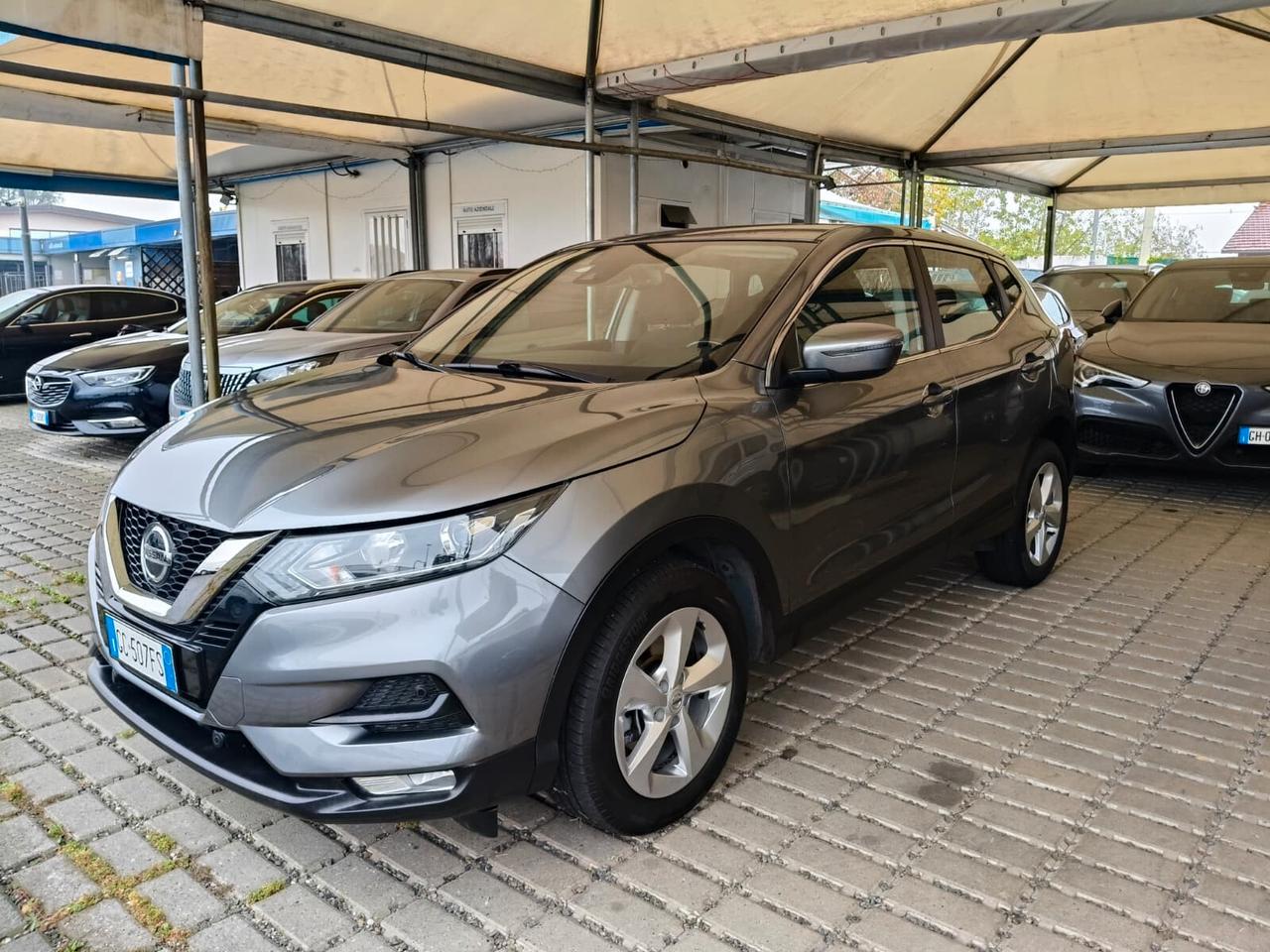 Nissan Qashqai 1.3 DIG-T 160 CV DCT Business