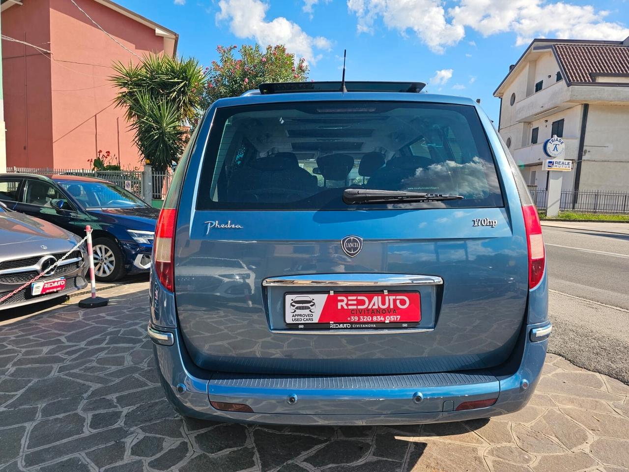 Lancia Phedra 2.2 MJT CA Limited Edition