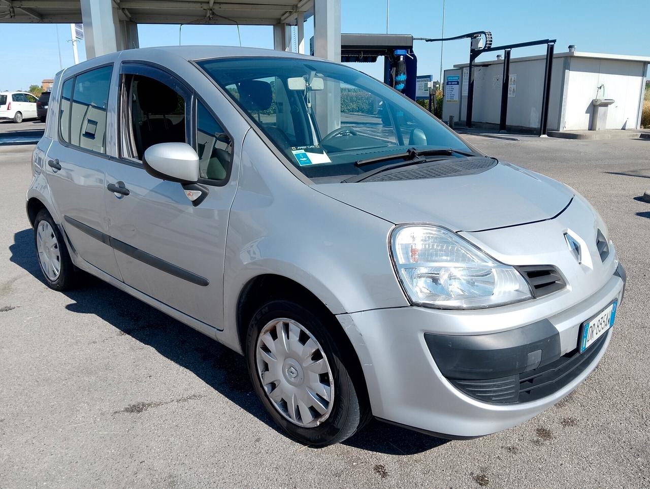 Renault Modus 1.5 dCi 150.000 km auto pari al nuovo