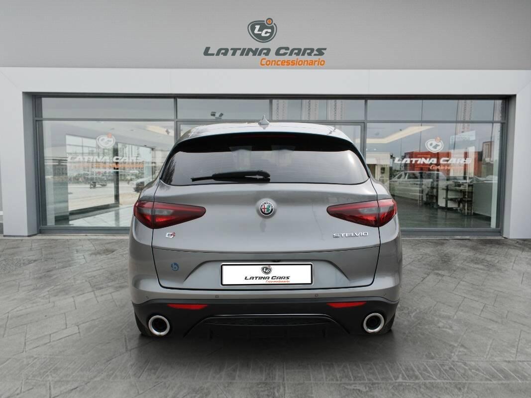 Alfa Romeo Stelvio 2.2 t Executive Q4 210cv con Telecamera e CarPlay