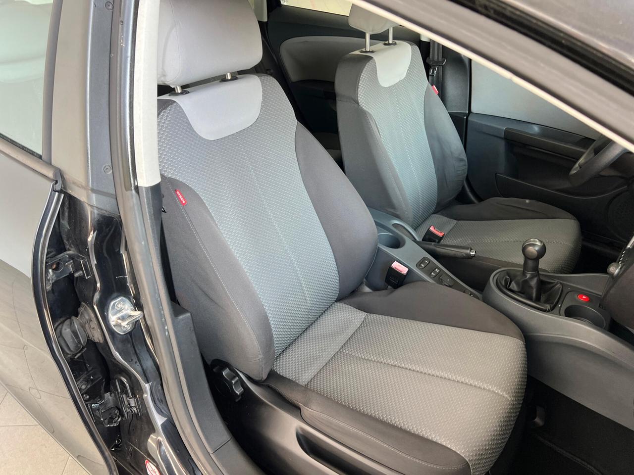 Seat Leon 1.6 BENZINA PER NEOPATENTATI