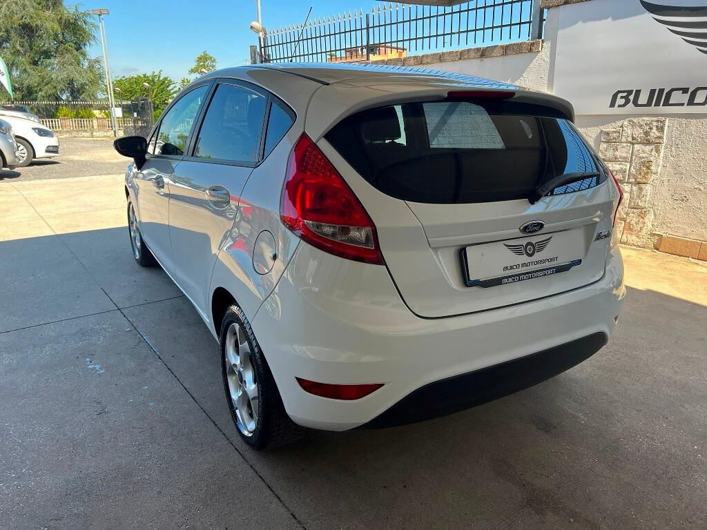 Ford Fiesta 5P Trend 1.4 Benzina/Gpl della Casa Euro 5B