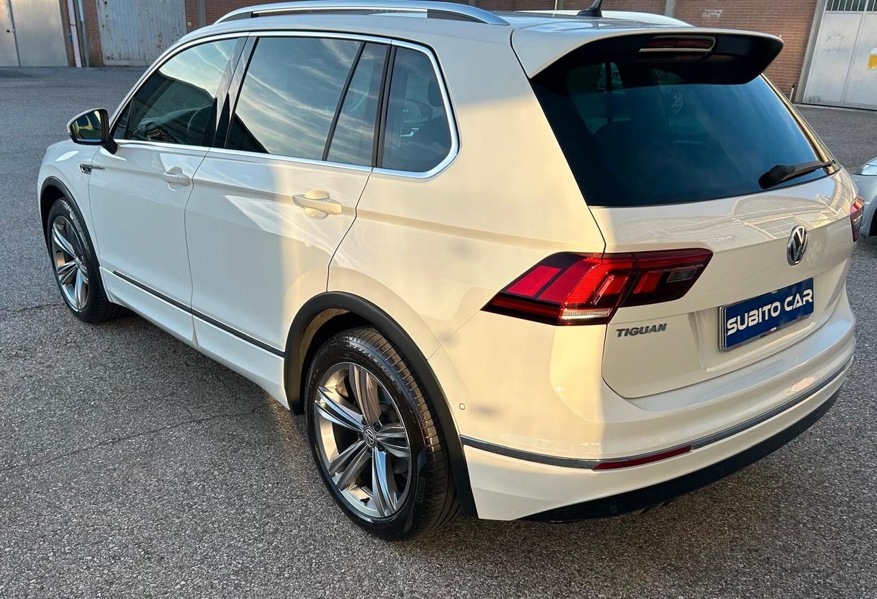 Volkswagen Tiguan 2.0 TDI SCR DSG R-LINE PACK