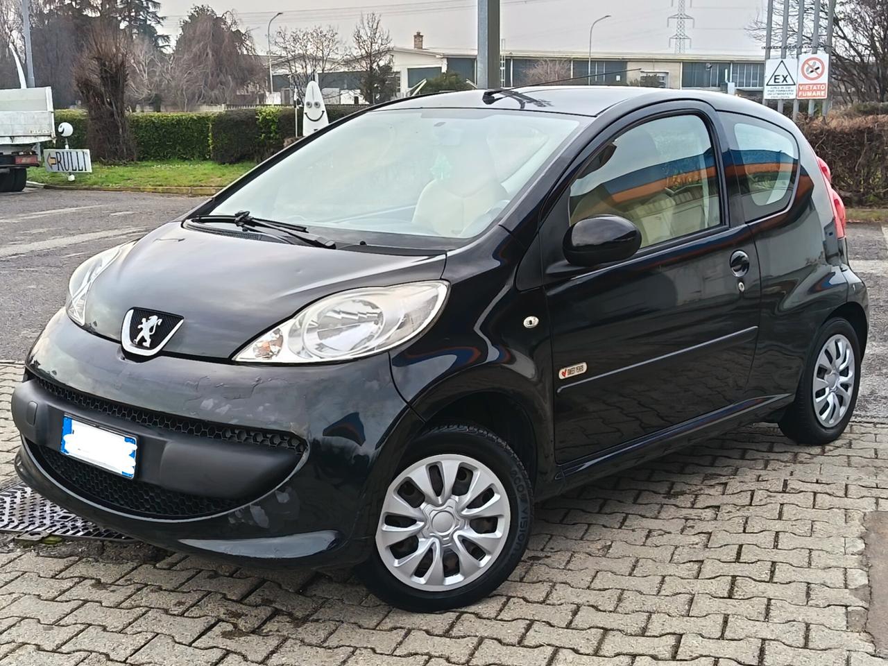 Peugeot 107 1.0 68CV 3p. Sweet Years