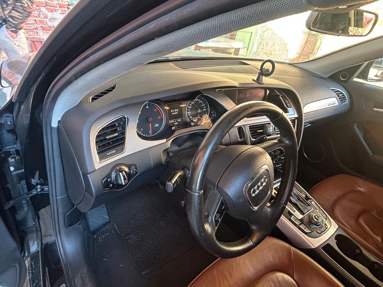 Audi A4 allroad Quattro 3.0 V6 tdi s-tronic