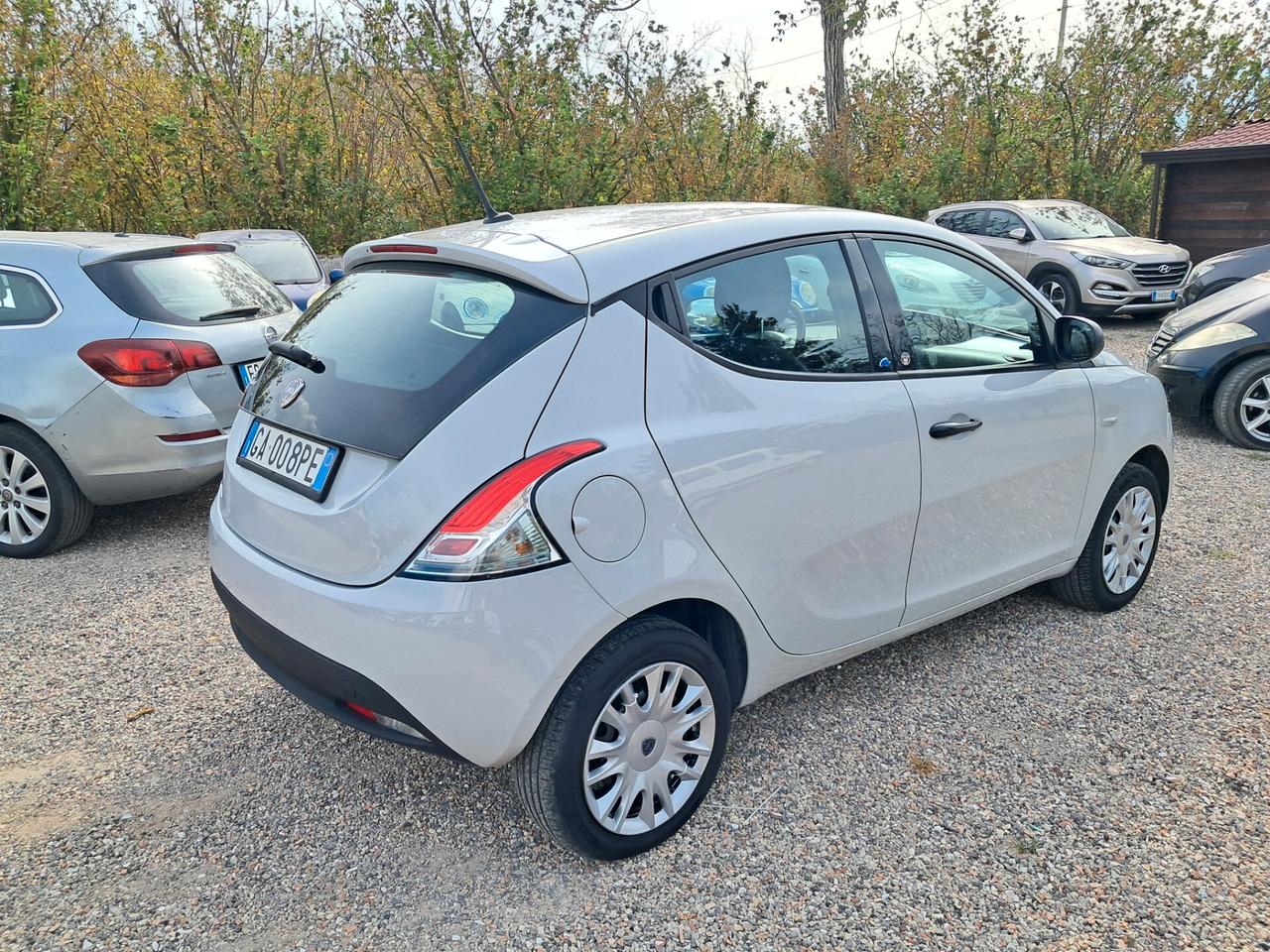 Lancia Ypsilon 1.2 69 CV solo 94.000km