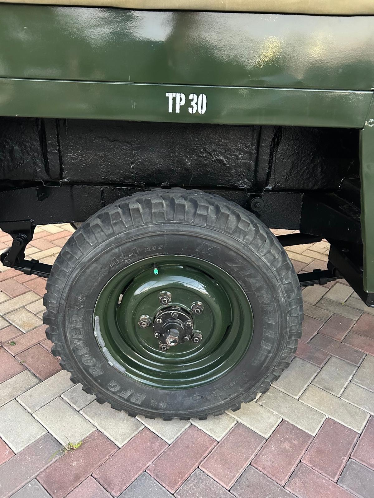 Land Rover Defender 110 diesel Hard-top