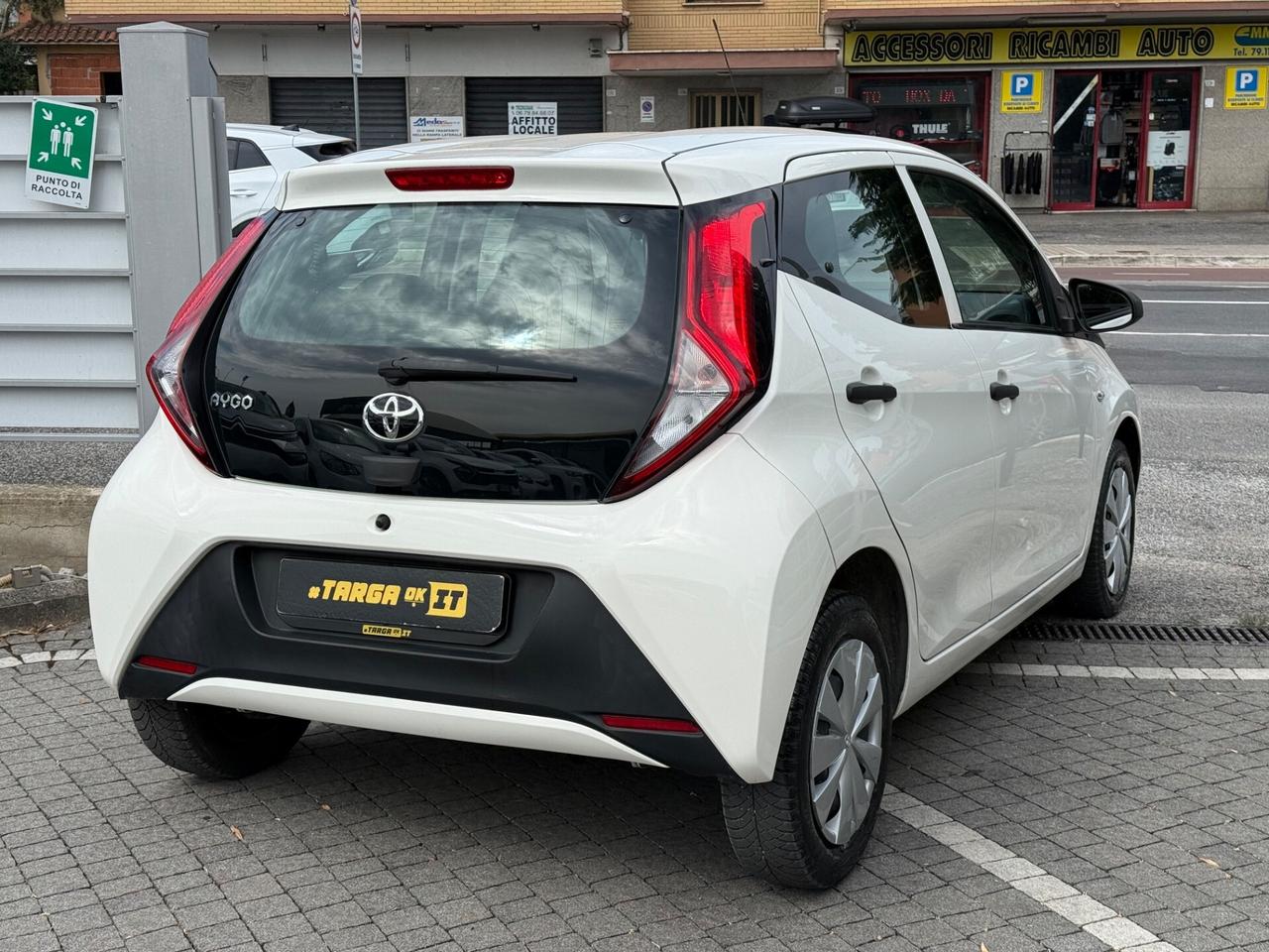 Toyota Aygo 1.0 5 porte x-cool GARANTITA PREZZO REALE