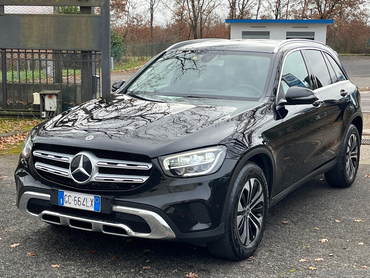 MERCEDES-BENZ GLC 220 d 4Matic Sport