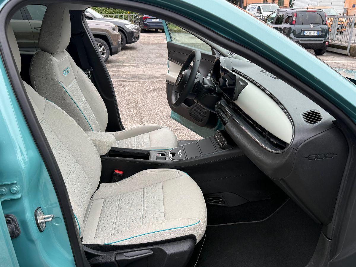 FIAT - 600 - Hybrid DCT MHEV La Prima