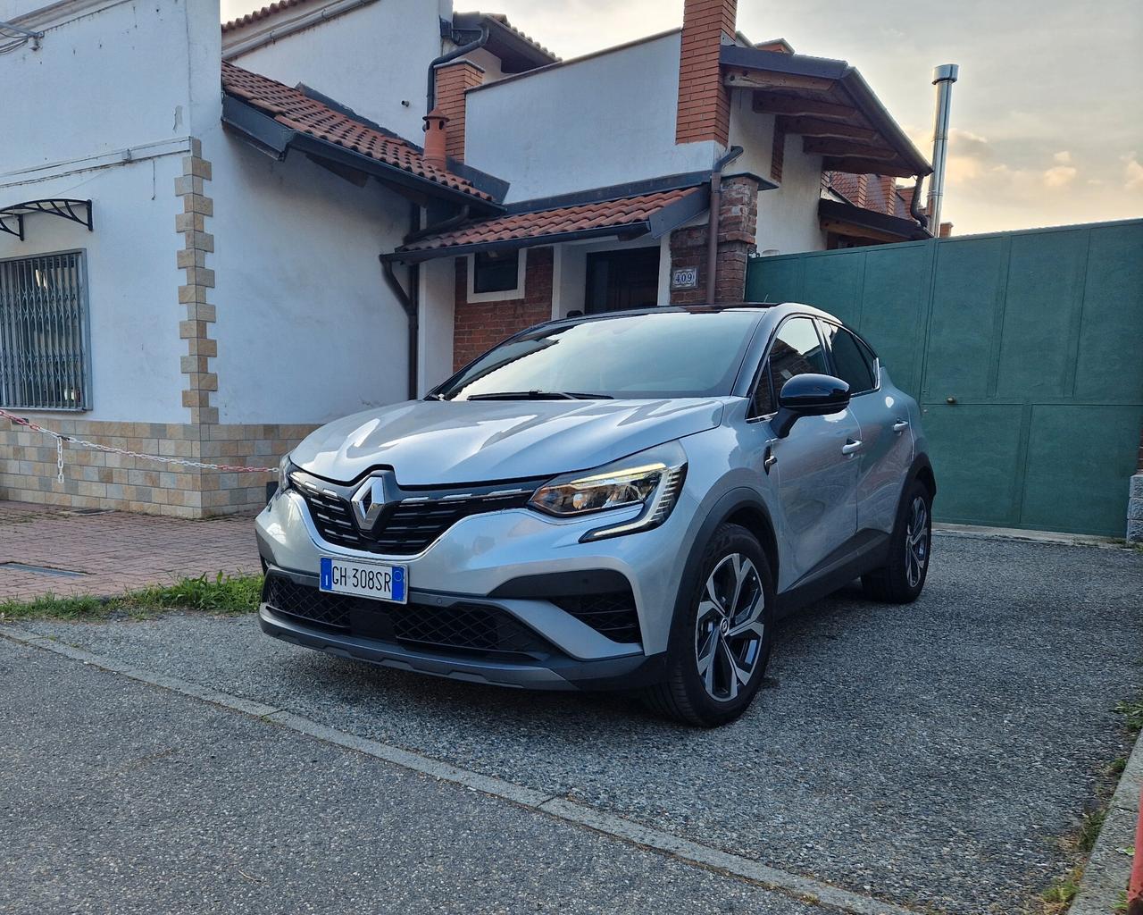 Renault Captur 1.6 145CV "45.300 km" RS-line, Bicolore, Carplay, Sensori