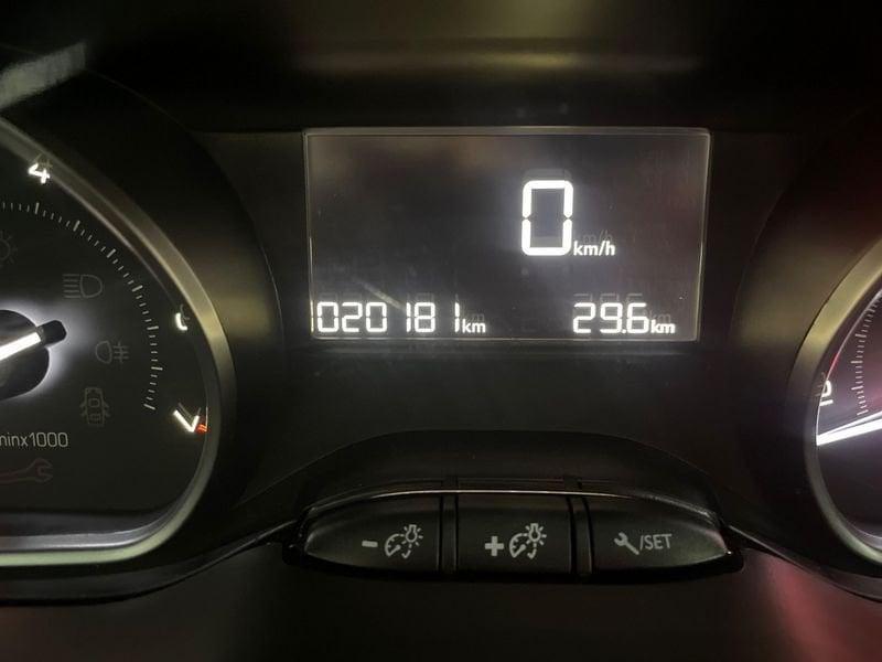 Peugeot 2008 PureTech 82 S&S Style