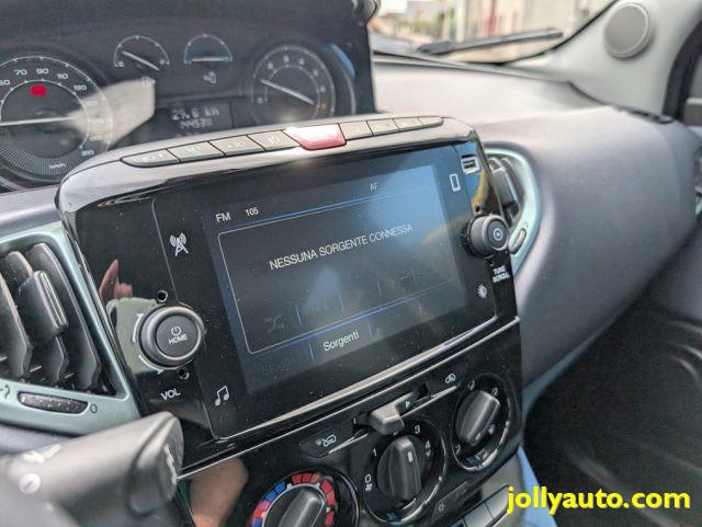 LANCIA Ypsilon 1.0 FireFly 5p S&S Hybrid Platino OK NEOPATENTATI