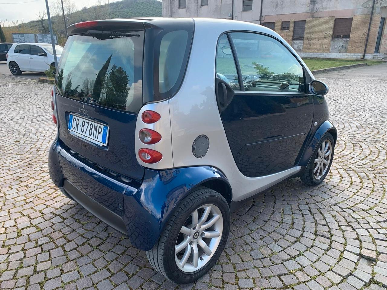 Smart ForTwo 700 coupé passion (45 kW)