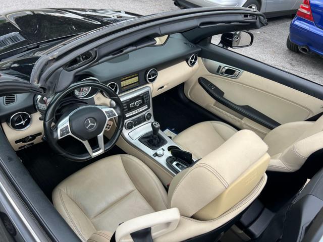 MERCEDES-BENZ SLK 200 CGI