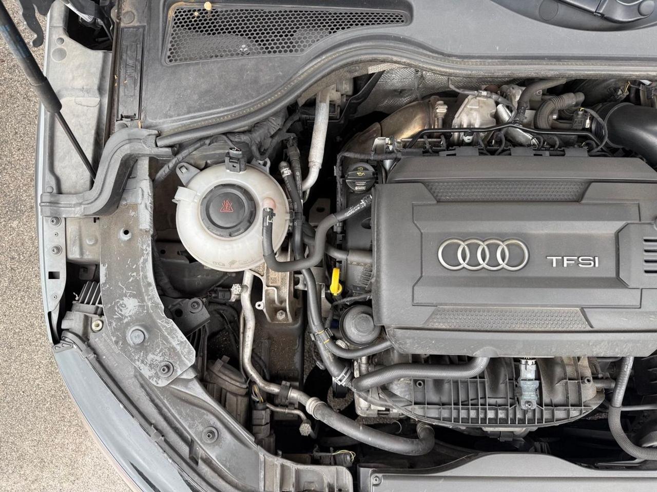 Audi Coupe TT Coupe 1.8 TFSI Design #9929