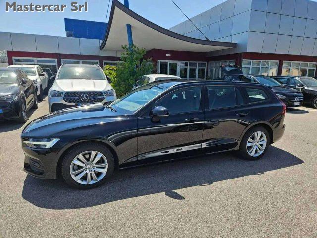 VOLVO V60 V60 2.0 b3 Momentum N1 auto 7m - GH345PR