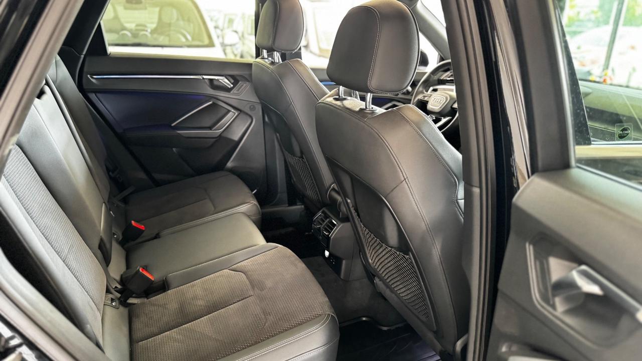 Audi Q3 45 TFSI quattro S tronic line edition
