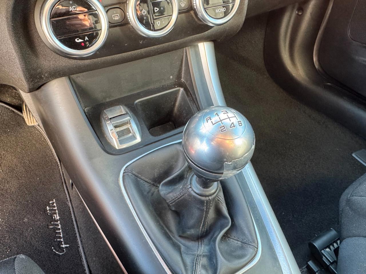 Alfa Romeo Giulietta 1.6 JTDm-2 105 CV Exclusive