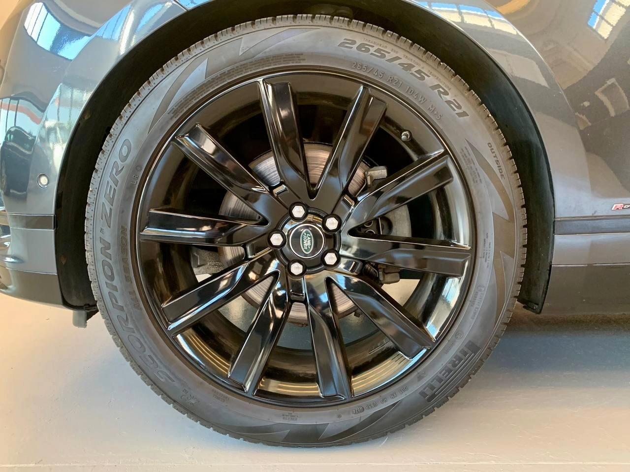 Range Rover Velar 3.0D V6 300 CV R-Dynamic HSE *PREZZO PROMO*