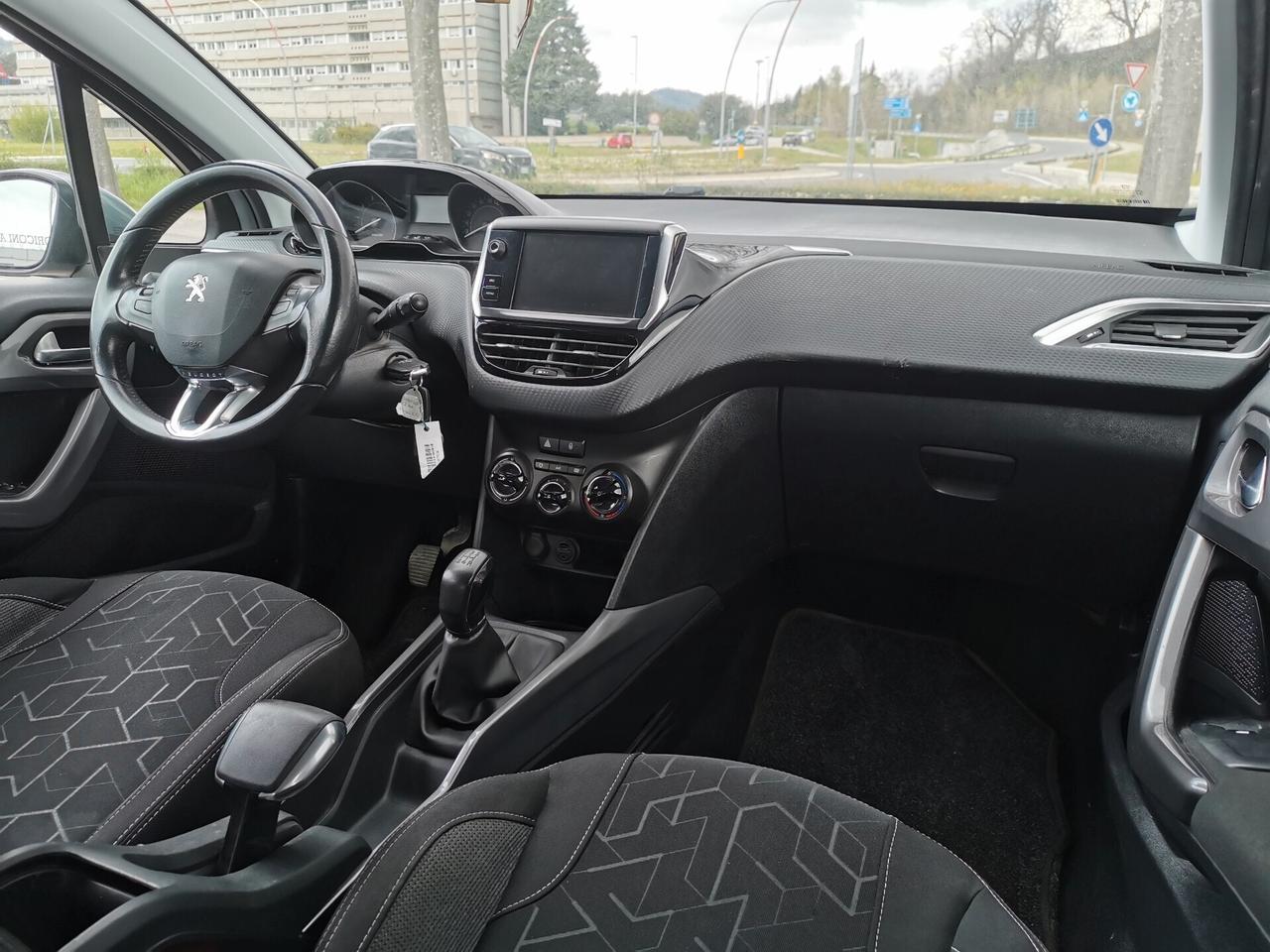 Peugeot 2008 1.2 benzina OK NEOPATENTATI /FINANZIABILE