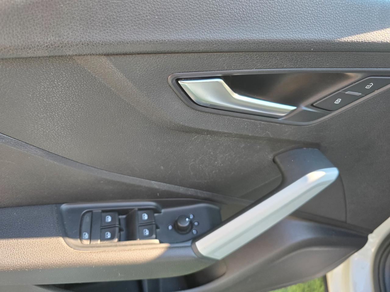 Audi Q2 1.6TDI 115CV Sport AUTOMATICO EURO6-2017