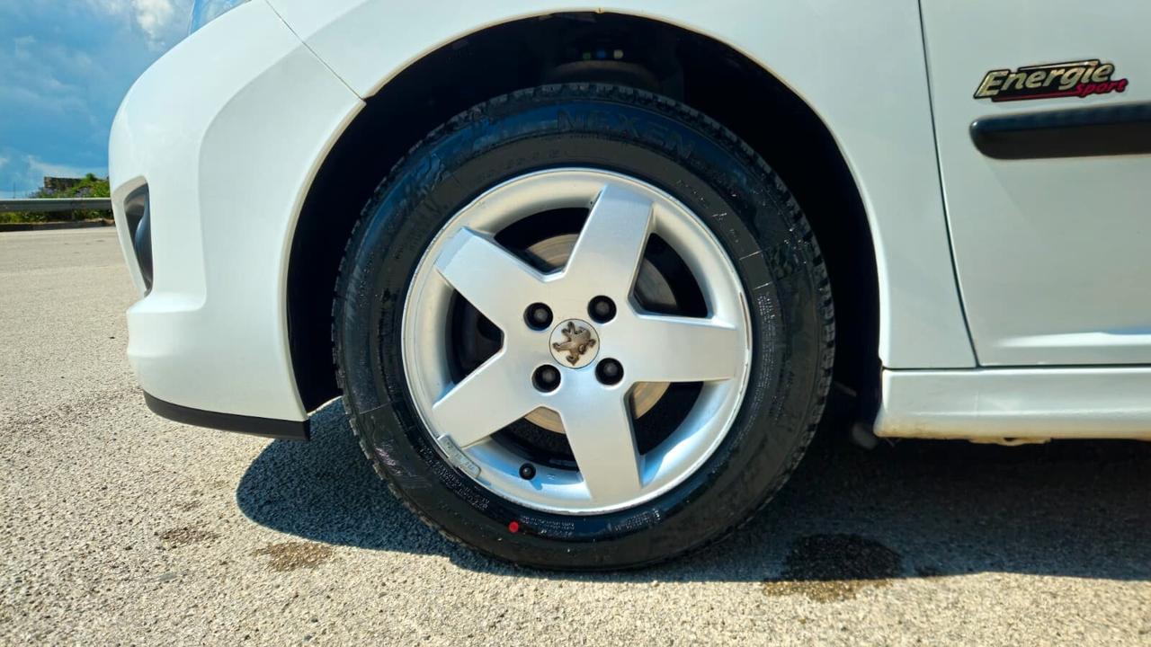 Peugeot 207 1.4 HDi 68CV 5p. Energie Sport