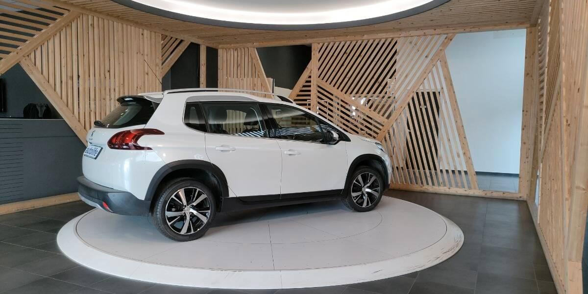 Peugeot 2008 1.6 bluehdi Allure s&s 120cv my16