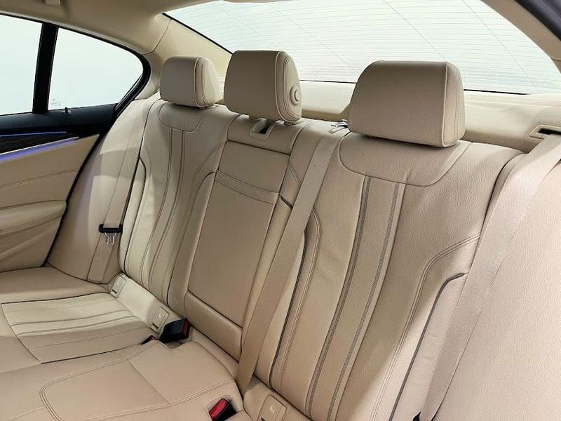 BMW Serie 5 520d xDrive Luxury Auto