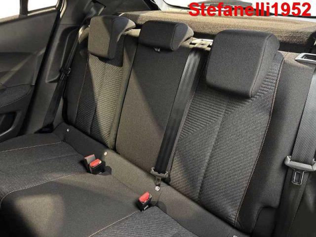PEUGEOT 2008 1.2 hybrid Style 136cv e-dcs6