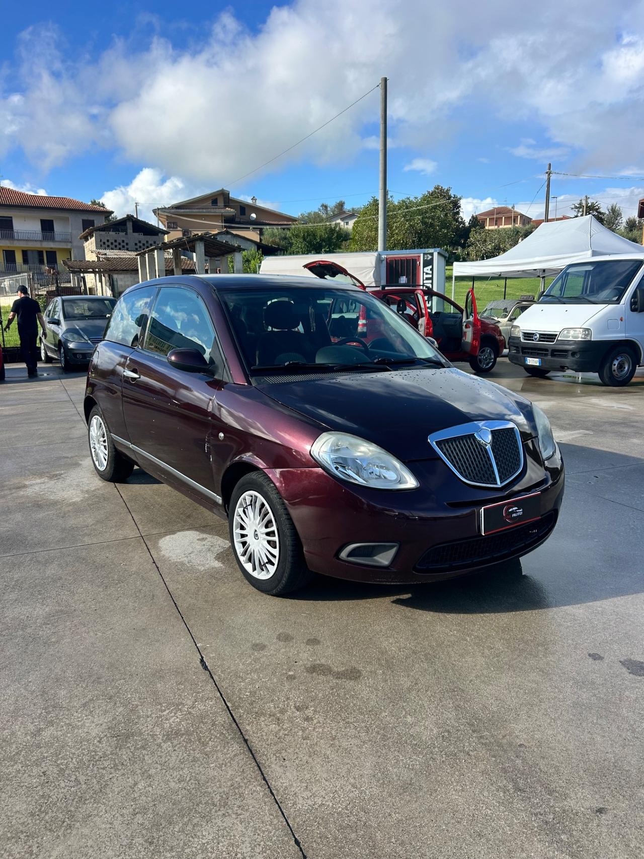 Lancia Ypsilon 1.2 Argento