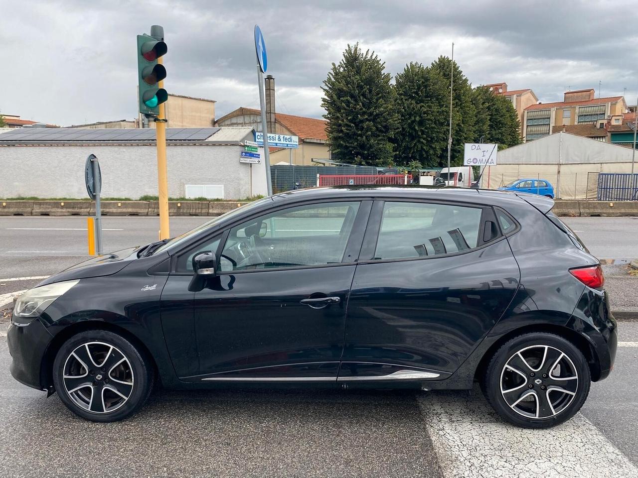 Renault Clio 1.2 75CV 5 porte Live