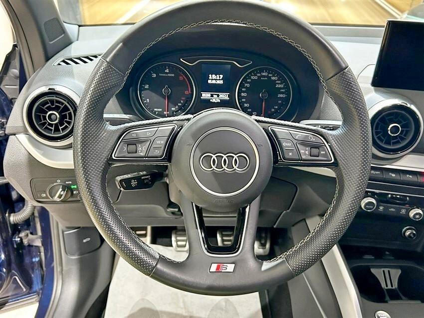 Audi Q2 30 TDI S line Edition