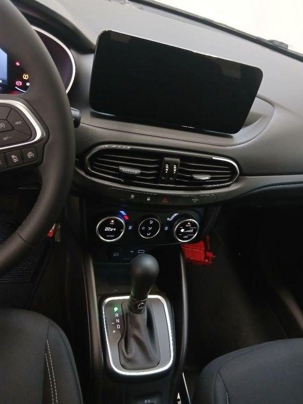 FIAT Tipo 5p 1.5 t4 hybrid Cross 130cv dct