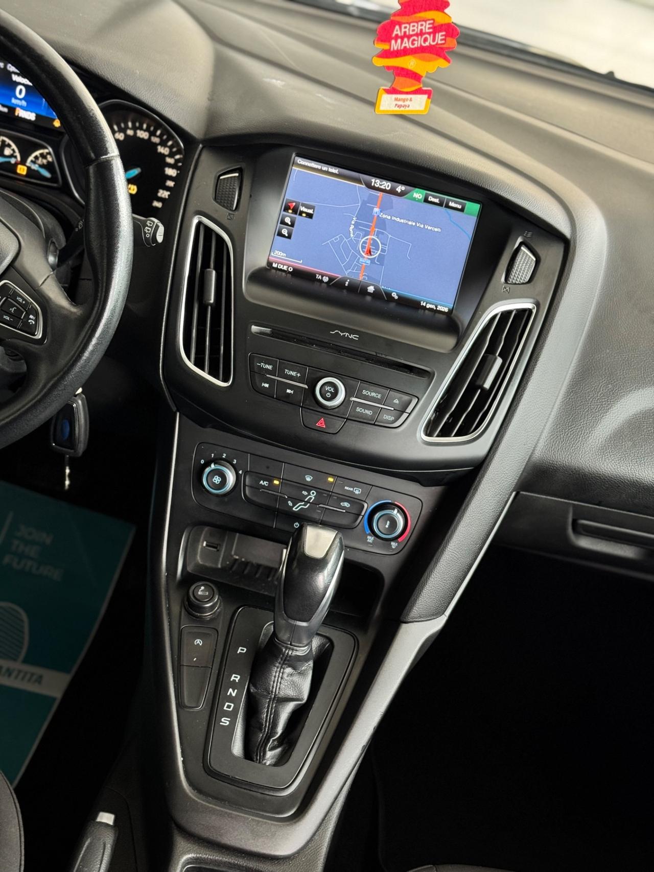 Ford Focus 1.5 TDCi 120 CV Powershift Titanium