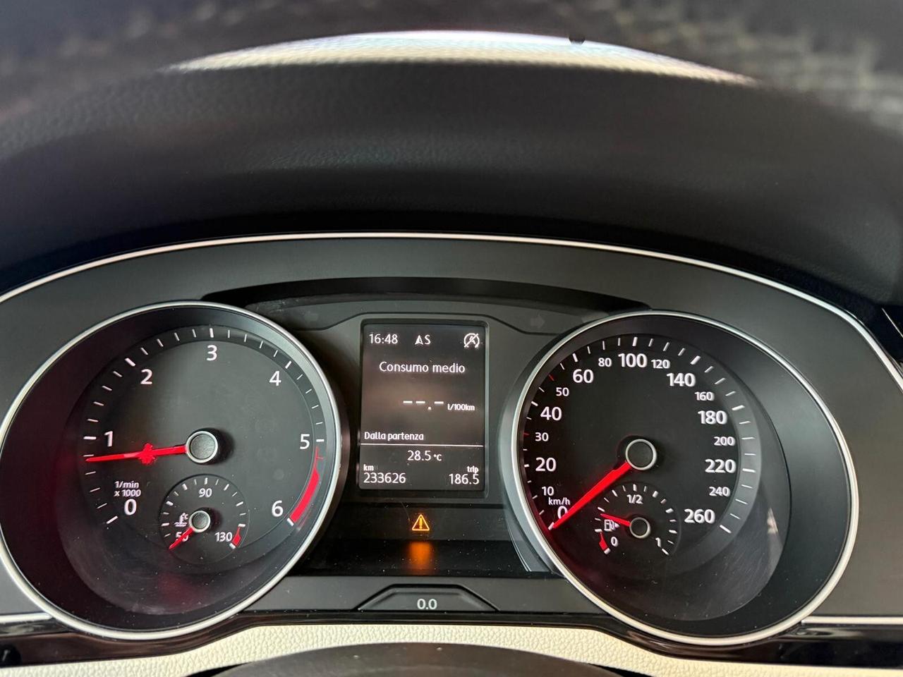 Volkswagen Passat Variant 1.6 TDI DSG Comfortline BlueMotion Tech.