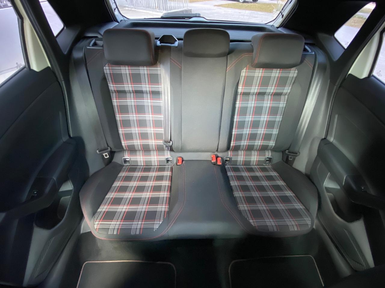 Volkswagen Polo 2.0 TSI GTI BlueMotion Technology