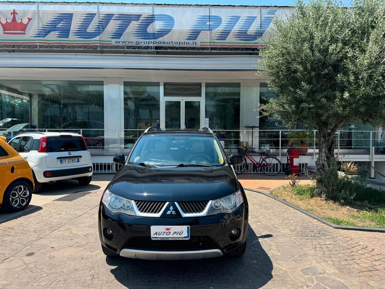 Mitsubishi Outlander 2.2 DI-D Instyle 7 p.ti DPF 4X4