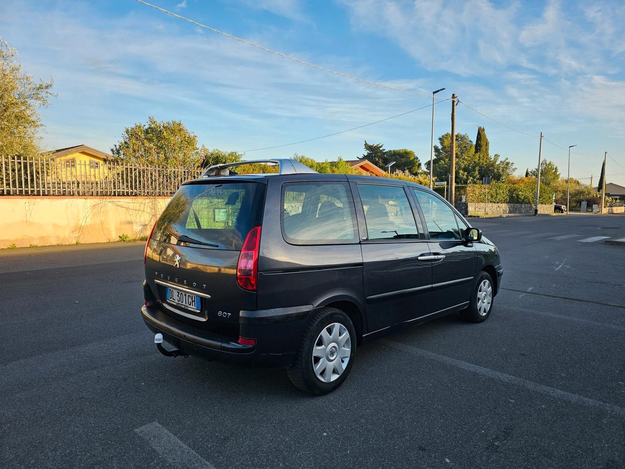 Peugeot 807 2.0 diesel 135 cv 7 posti gancio traino